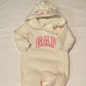 Baby GAP 6-12m Logo One-Piece - WHITE